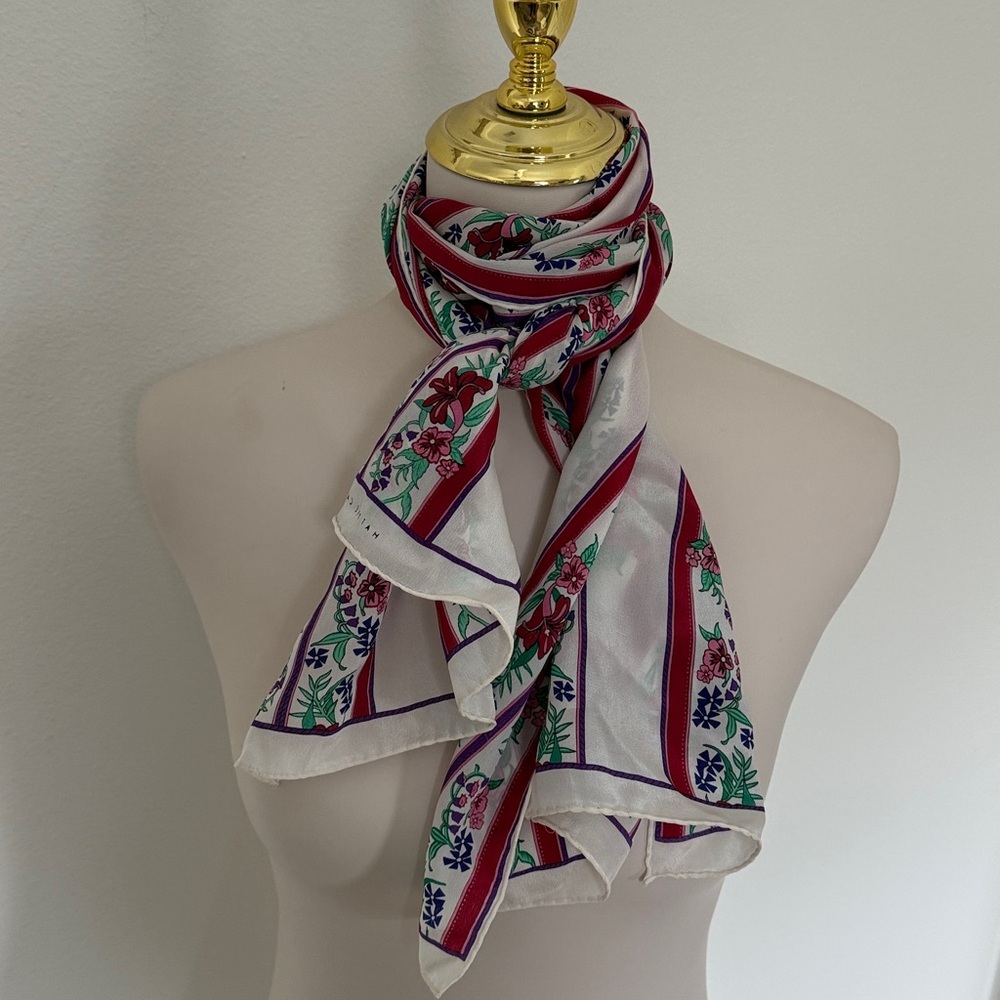 Gorgeous Vintage Hattie Carnegie Oblong White Green Purple and Burgundy Scarf - Picture 2 of 10